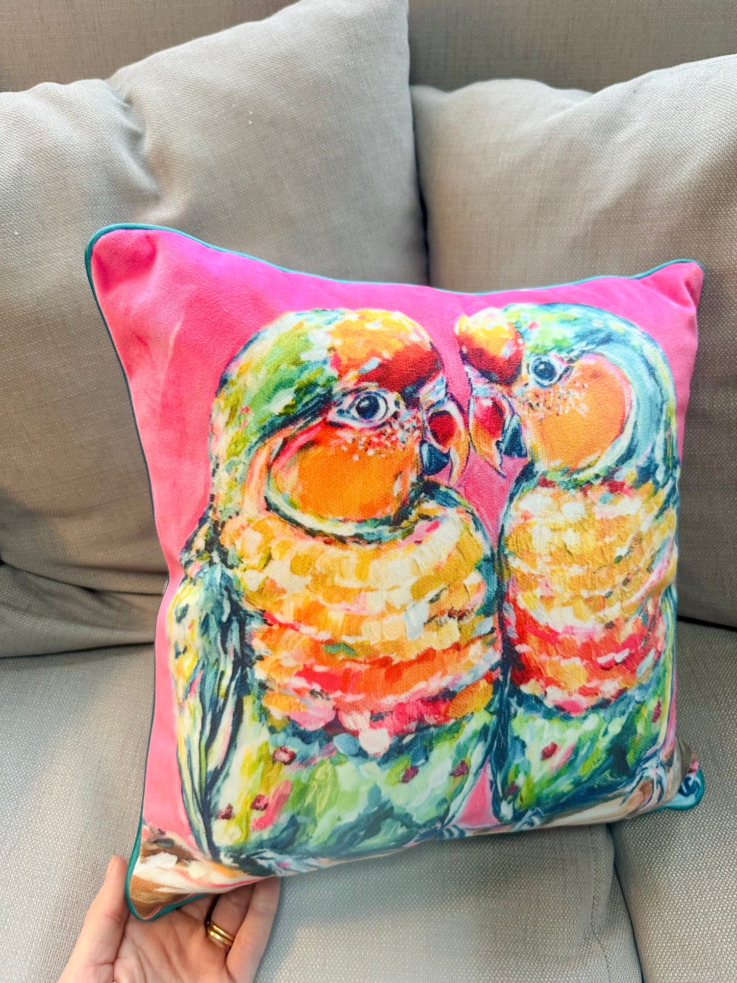 LOVEBIRDS VELVET CUSHION